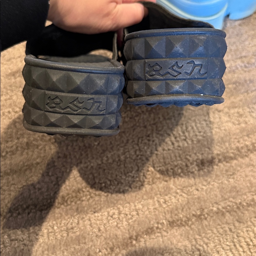 Ash Scream Geometric Sandals - Picture 4 of 4